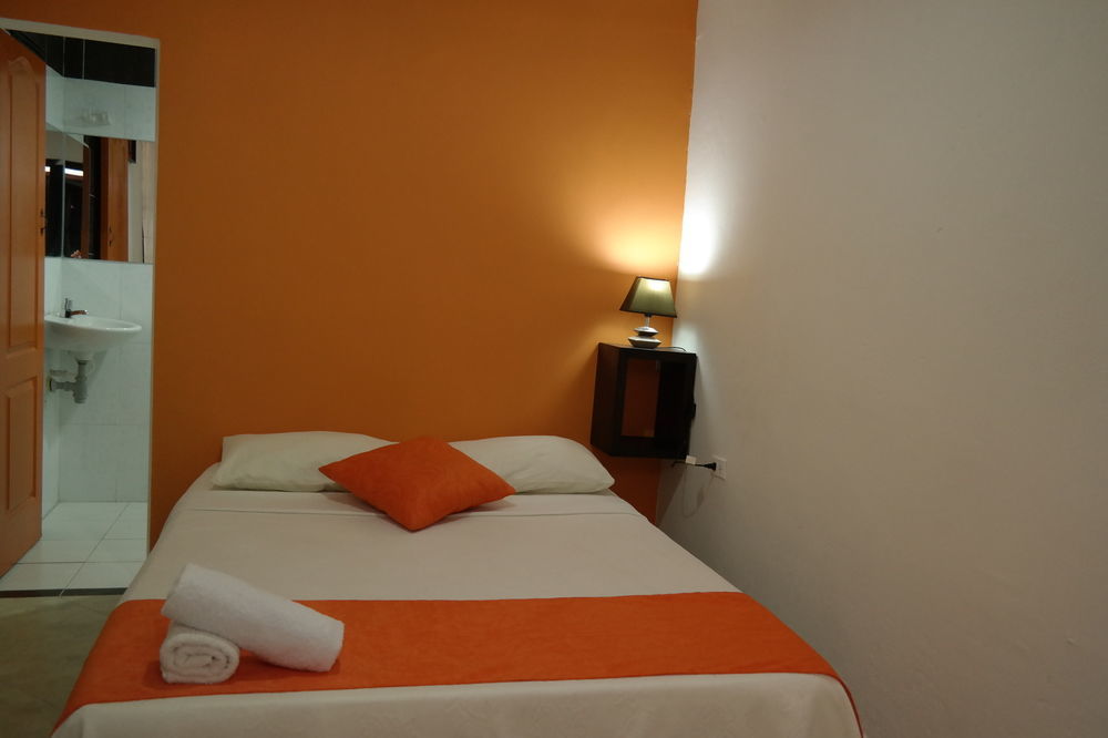 Casa Rome Hostel San Gil Zewnętrze zdjęcie
