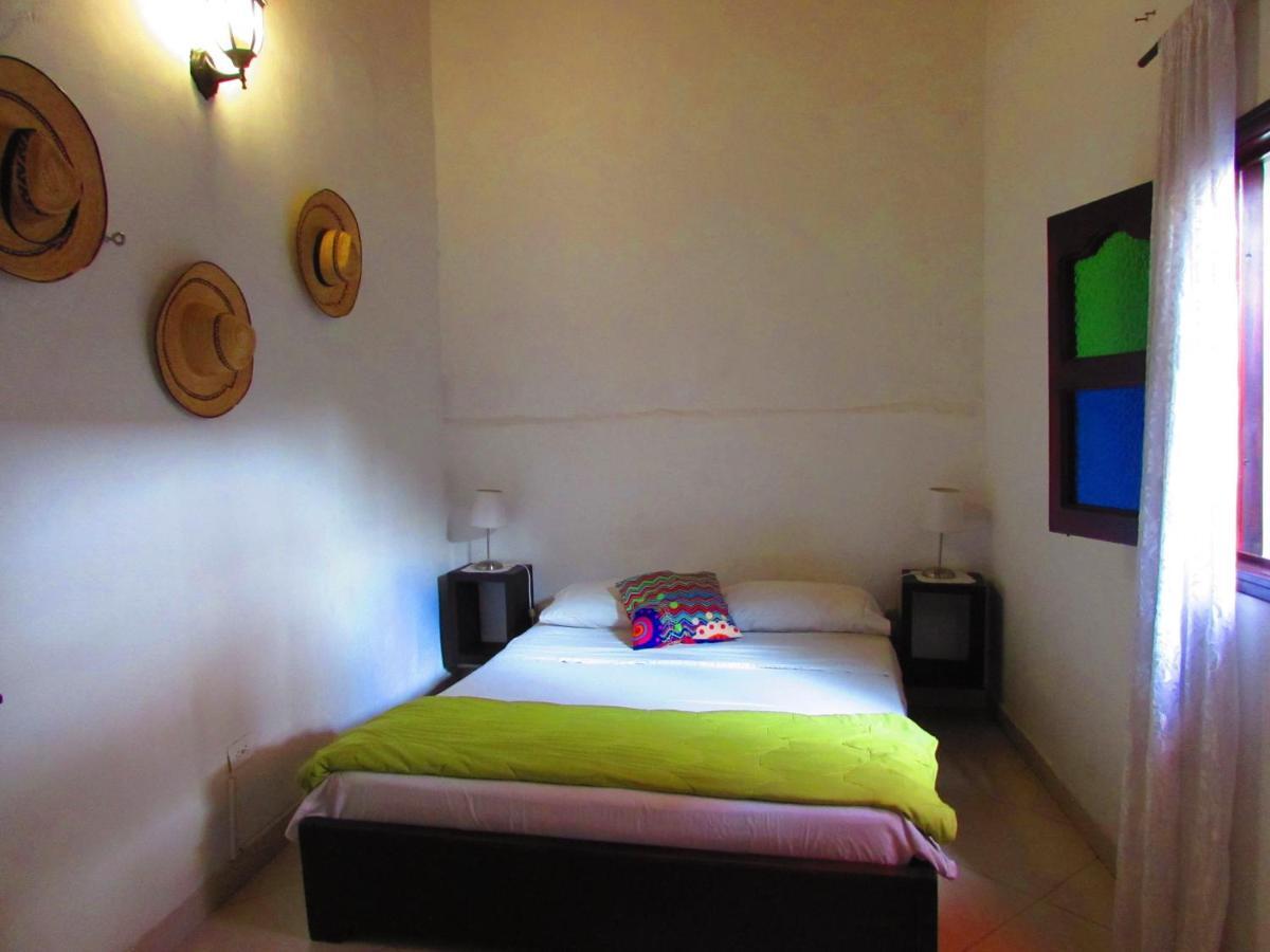 Casa Rome Hostel San Gil Zewnętrze zdjęcie